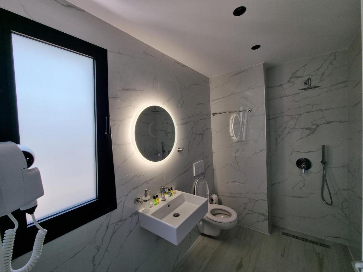 White Villa Përmet エクステリア 写真